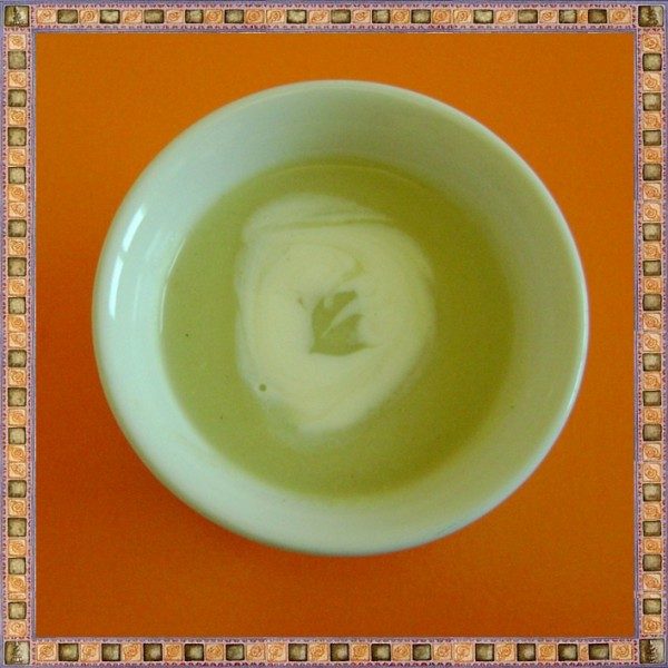 Potage de chou-fleur, pointe de crème